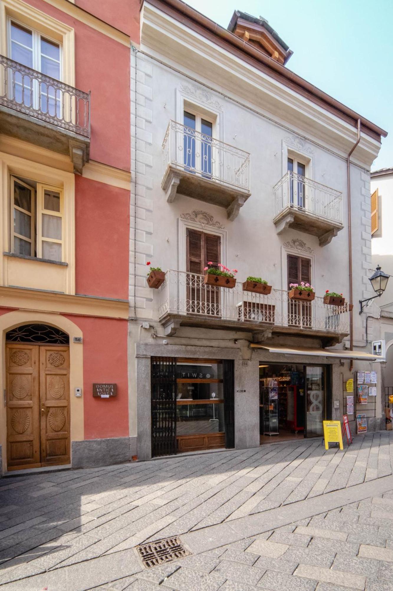 Domus Antica Aosta Exterior foto