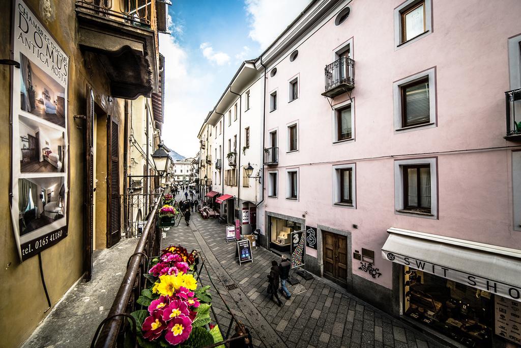 Domus Antica Aosta Hotel Exterior foto